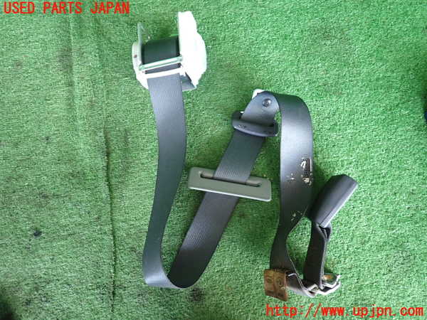 5UPJ-18507135]クライスラー・300C 2006ymodel(LX57)真中2列目シートベルト 中古_m0001.jpg