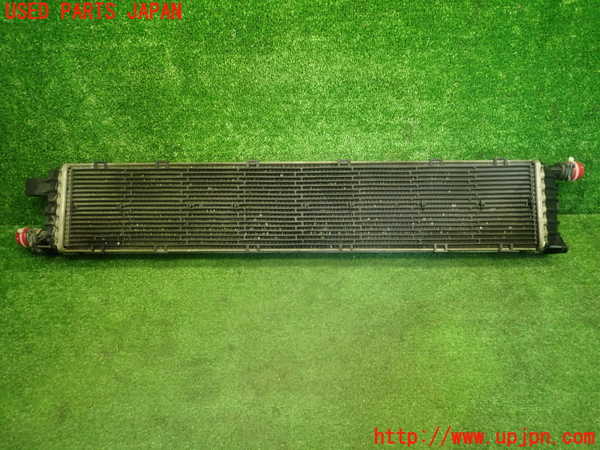 5UPJ-18542322]アウディ・S4(8KCAKF)ラジエーター2 (サブ) 中古_m0002.jpg