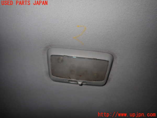 5UPJ-18566412]アコード ユーロR(CL1)ルームランプ2（2列目） 中古_m0001.jpg