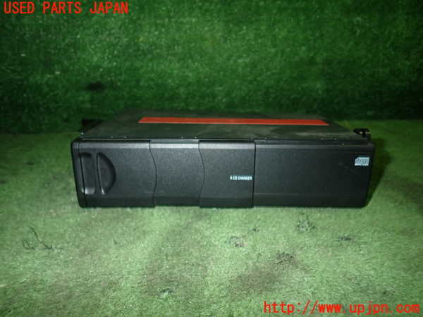 5UPJ-18606505]BMW Z4 ロードスター(BT30)CDチェンジャー 中古_m0001.jpg