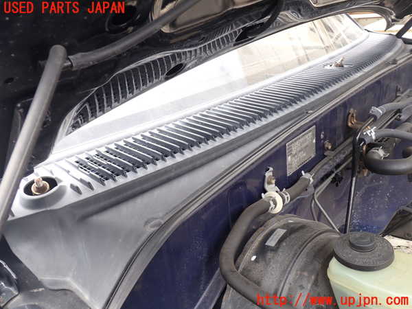 5UPJ-18621190]ハイラックスサーフ(RZN185W)カウルトップ 中古_m0002.jpg