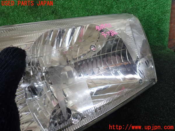 1UPJ-18621130]ハイラックスサーフ(RZN185W)右ヘッドライト ハロゲン 中古_m0003.jpg