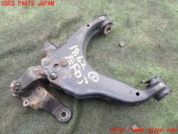 5UPJ-18625186]ハイラックスサーフ(RZN185W)左フロントロアアーム1 中古_m0001.jpg