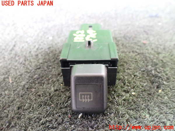 5UPJ-18626300]ハイラックスサーフ(RZN185W)デフォッガースイッチ 中古_m0001.jpg