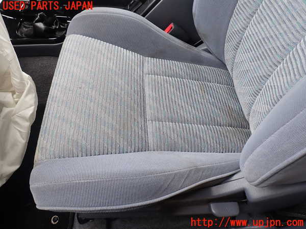 5UPJ-18627065]ハイラックスサーフ(RZN185W)助手席シート 中古_m0003.jpg