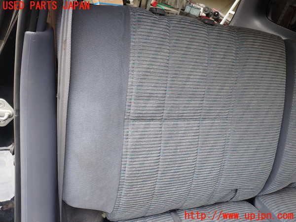 5UPJ-18627405]ハイラックスサーフ(RZN185W)右リアシート 中古_m0002.jpg