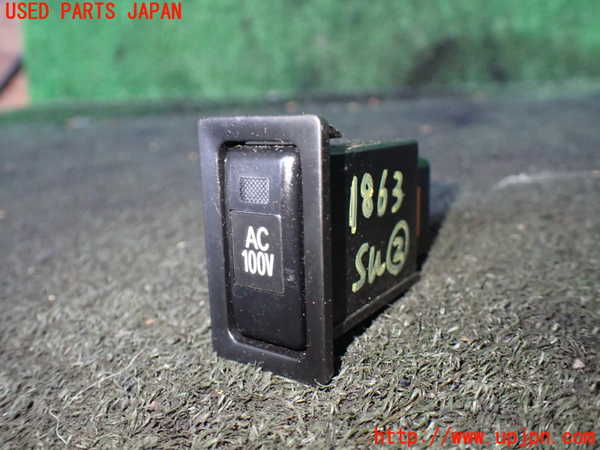 5UPJ-18636307]ハイラックスサーフ(RZN185W)スイッチ2 (AC100V) 中古_m0001.jpg