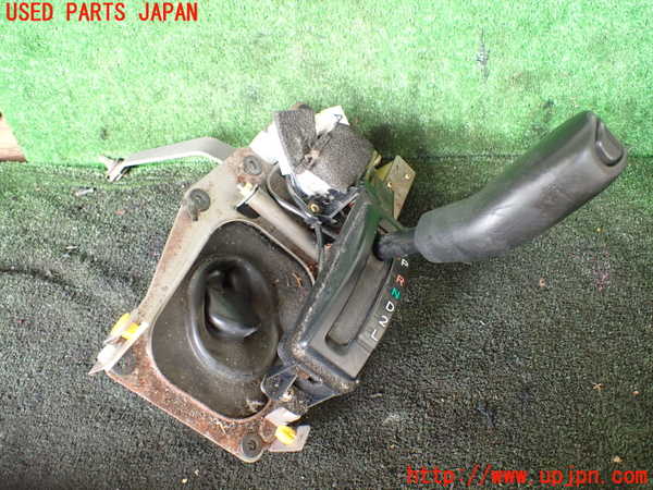 5UPJ-18637555]ハイラックスサーフ(RZN185W)ATシフトレバー 中古_m0001.jpg