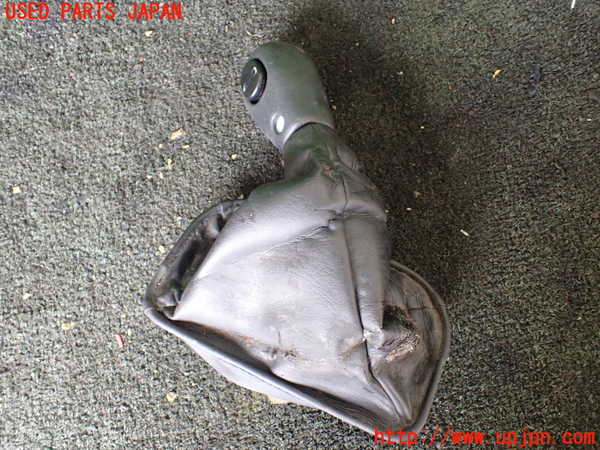 5UPJ-18637570]ハイラックスサーフ(RZN185W)シフトノブ 中古_m0001.jpg