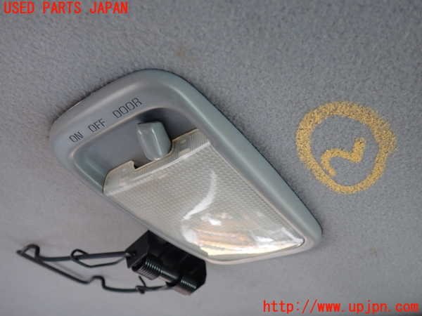 5UPJ-18636412]ハイラックスサーフ(RZN185W)ルームランプ2 (2列目) 中古_m0001.jpg