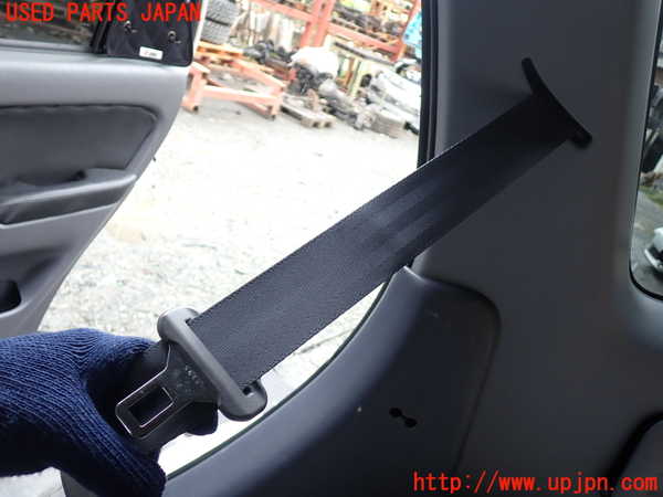 5UPJ-18637155]ハイラックスサーフ(RZN185W)右2列目シートベルト 中古_m0001.jpg