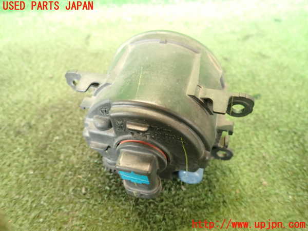 2UPJ-18661180]ポルシェ・カイエン(92AM5502)右フォグ 中古_m0002.jpg