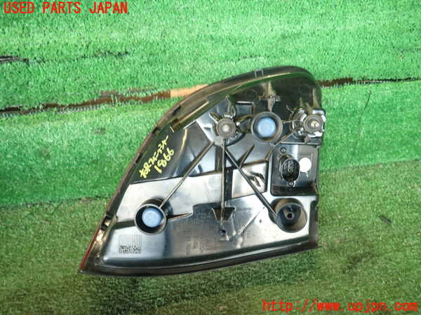 2UPJ-18661550]ポルシェ・カイエン(92AM5502)右リアフィニッシャー 中古_m0002.jpg