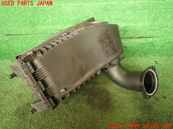 2UPJ-18662560]ポルシェ・カイエン(92AM5502)エアクリーナーボックス 中古_m0002.jpg