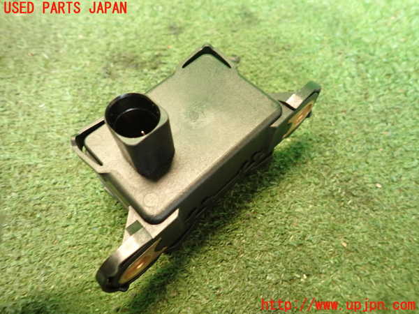 2UPJ-18666381]ポルシェ・カイエン(92AM5502)センサー1 中古_m0002.jpg
