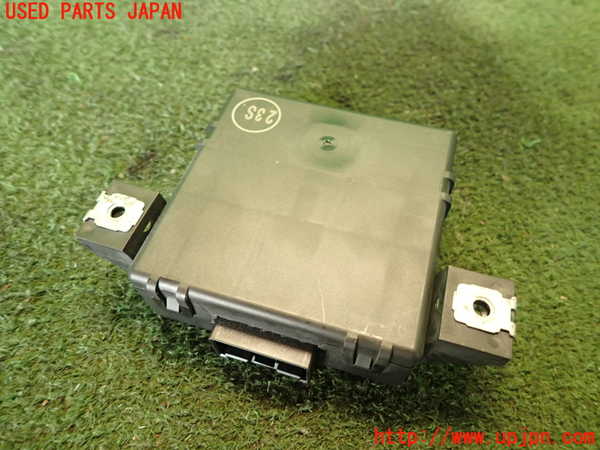 2UPJ-18666152]ポルシェ・カイエン(92AM5502)コンピューター7 中古 7PP907530P_m0002.jpg