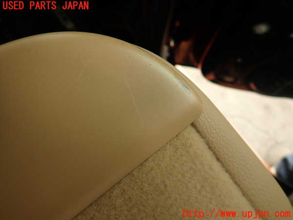 2UPJ-18667145]ポルシェ・カイエン(92AM5502)右2列目シート 中古_m0005.jpg