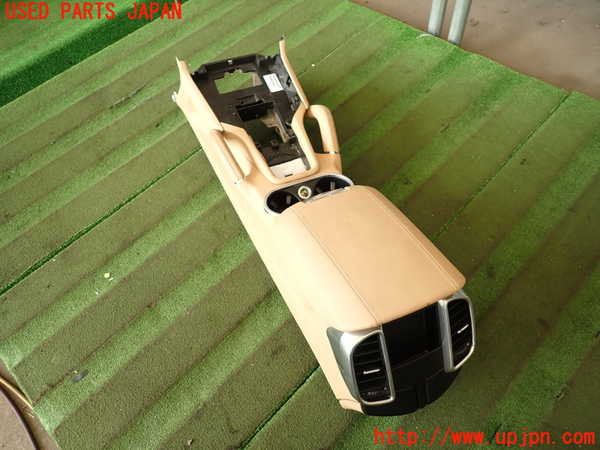 2UPJ-18667540]ポルシェ・カイエン(92AM5502)センターコンソール 中古_m0001.jpg