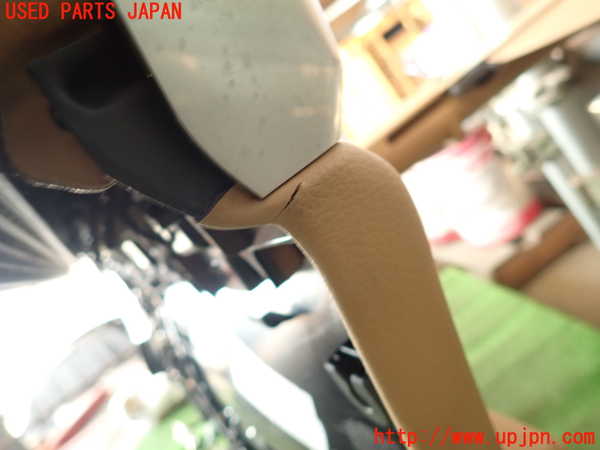 2UPJ-18661264]ポルシェ・カイエン(92AM5502)左前ドア内張り 中古_m0004.jpg