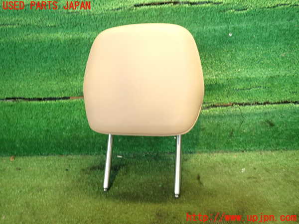 2UPJ-18667150]ポルシェ・カイエン(92AM5502)右2列目ヘッドレスト 中古_m0001.jpg