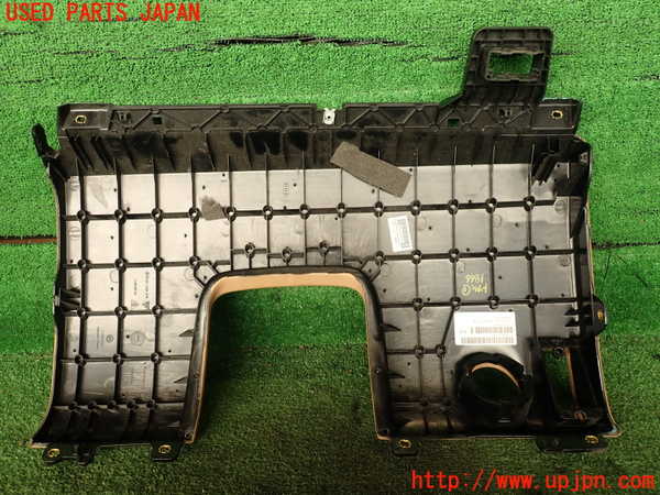 2UPJ-18667691]ポルシェ・カイエン(92AM5502)内装トリム類1 中古_m0002.jpg