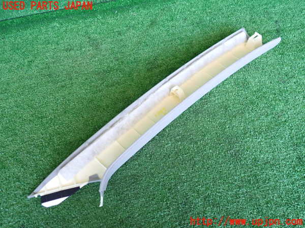 5UPJ-18677660]クラウン ロイヤル(GRS202)左フロントピラートリム 中古_m0002.jpg