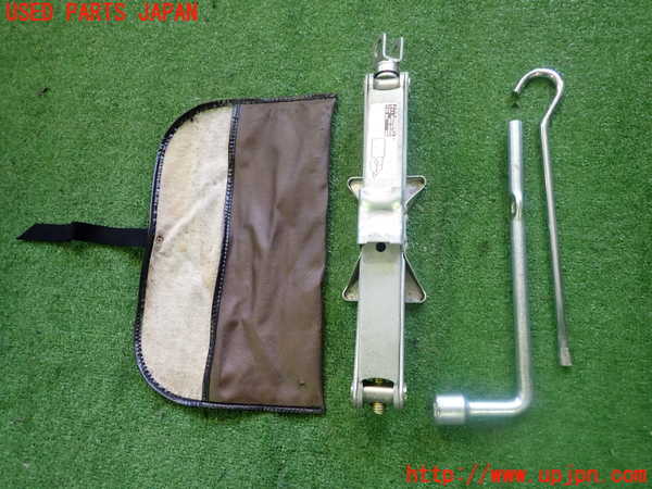 5UPJ-18687805]インテグラ タイプR(DC5)(後期)車載工具 中古_m0001.jpg