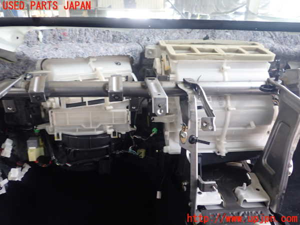 5UPJ-18696081]BRZ(86)(ZC6)エバポレーター1 中古_m0001.jpg