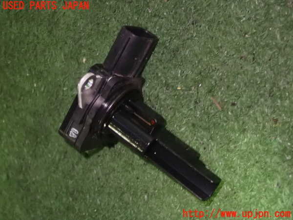 5UPJ-18706320]プリウスα(ZVW41W)エアフロメーター 中古_m0003.jpg