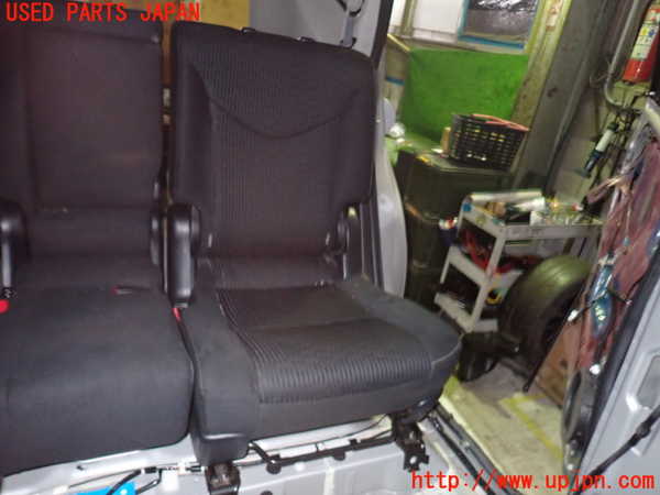 5UPJ-18707435]プリウスα(ZVW41W)左リアシート 中古_m0001.jpg