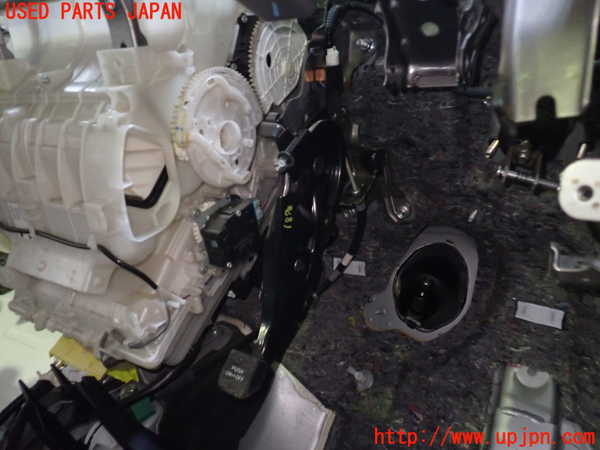 5UPJ-18707550]プリウスα(ZVW41W)サイドブレーキペダル 中古_m0001.jpg