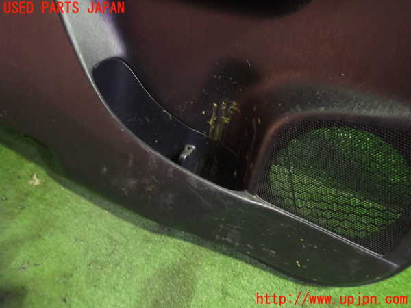 5UPJ-18701324]プリウスα(ZVW41W)左後ドア内張り 中古_m0003.jpg