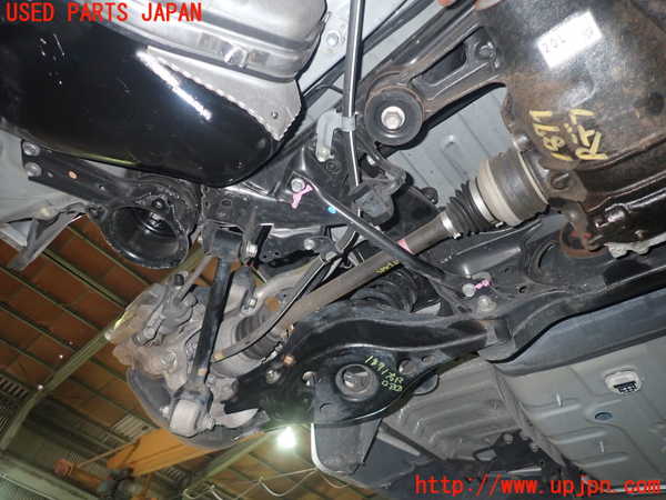 5UPJ-18715295]レクサス・IS300h(AVE30)リアメンバー 中古_m0003.jpg