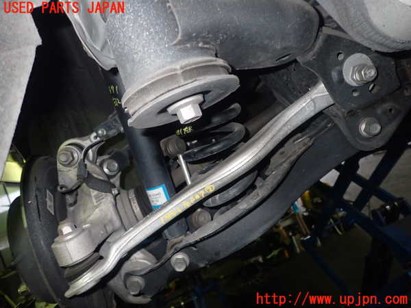 5UPJ-18715227]レクサス・IS300h(AVE30)左リアロアアーム2 中古_m0001.jpg