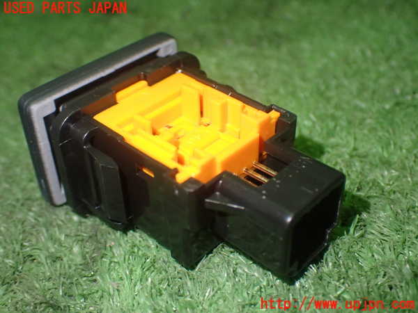 1UPJ-18716306]レクサス・IS300h(AVE30)スイッチ1 (ソナー) 中古_m0003.jpg