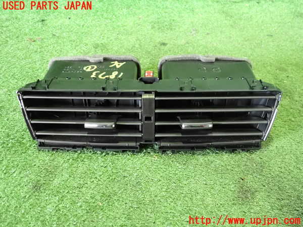 5UPJ-18737526]エクリプスクロス PHEV(GL3W)エアコン吹き出し口1 (真中) 中古_m0001.jpg