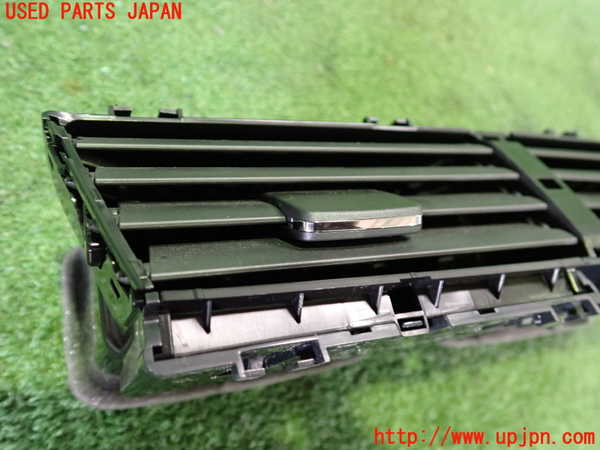 5UPJ-18737526]エクリプスクロス PHEV(GL3W)エアコン吹き出し口1 (真中) 中古_m0004.jpg
