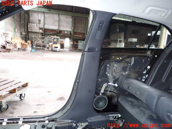 5UPJ-18737665]エクリプスクロス PHEV(GL3W)右センターピラートリム 中古_m0001.jpg