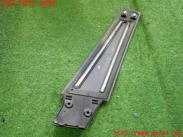 2UPJ-18741370]テスラ・モデル S(SL1SA)右サイドセンターガラス 中古_m0002.jpg