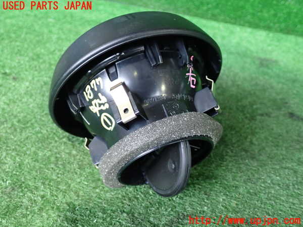 5UPJ-18777526]BMW ミニ(MINI)クーパーD(XV15MW)(F55)エアコン吹き出し口1 右 中古_m0002.jpg