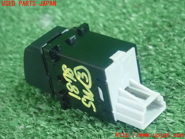 5UPJ-18786308]BRZ(86)(ZD8)スイッチ3 (トランク) 中古_m0002.jpg