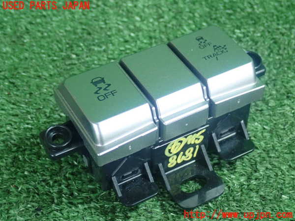 5UPJ-18786309]BRZ(86)(ZD8)スイッチ4 (VSC OFF) 中古_m0001.jpg
