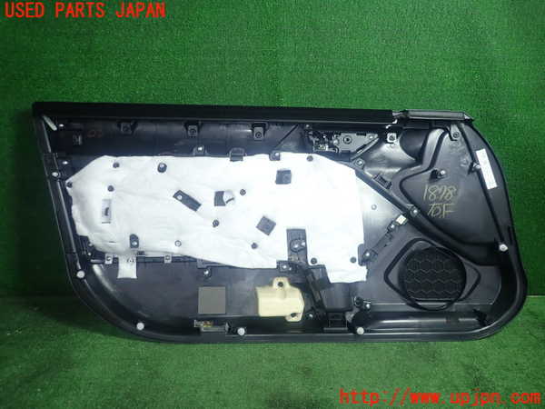 5UPJ-18781234]BRZ(86)(ZD8)右ドア内張り 中古_m0004.jpg