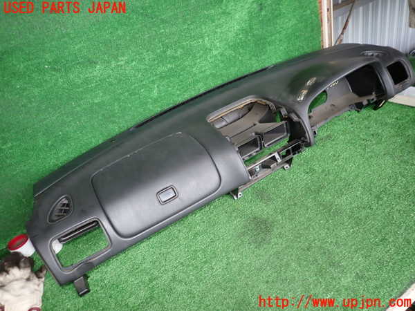 5UPJ-18807505]インプレッサ WRX-STi(GC8)ダッシュボード 中古_m0001.jpg