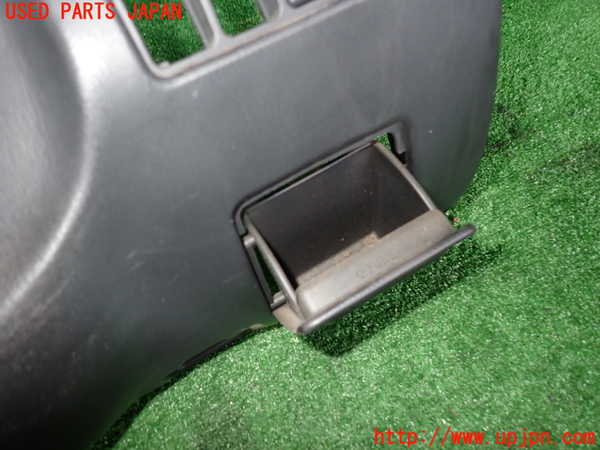 5UPJ-18807842]インプレッサ WRX-STi(GC8)小物入れ2 中古_m0002.jpg