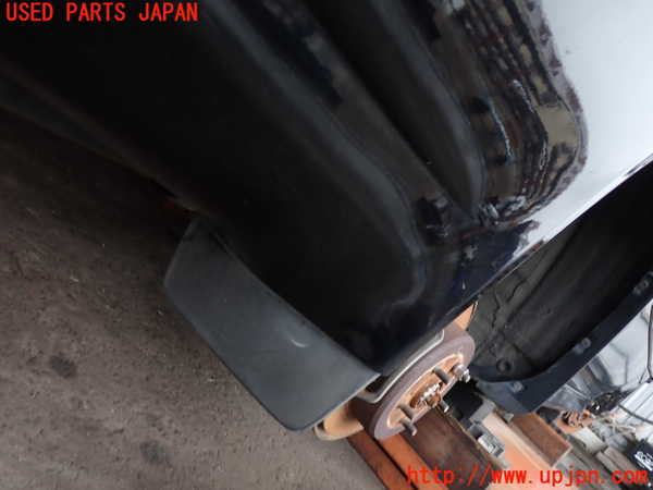 5UPJ-18811610]スープラ(MA70)リアバンパー 中古_m0002.jpg
