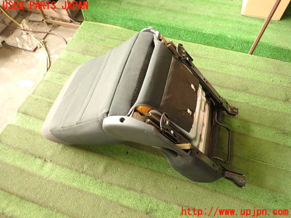 2UPJ-18827065]NV350 キャラバン バン(VW2E26)助手席シート 中古_m0005.jpg