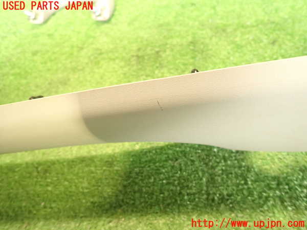 2UPJ-18827660]NV350 キャラバン バン(VW2E26)左フロントピラートリム 中古_m0003.jpg