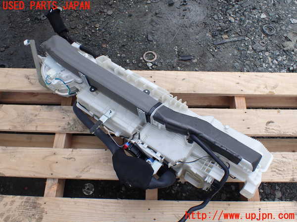 1UPJ-18836082]レクサス・LS600h(UVF45)エバポレーター2 (リヤ) 中古_m0003.jpg