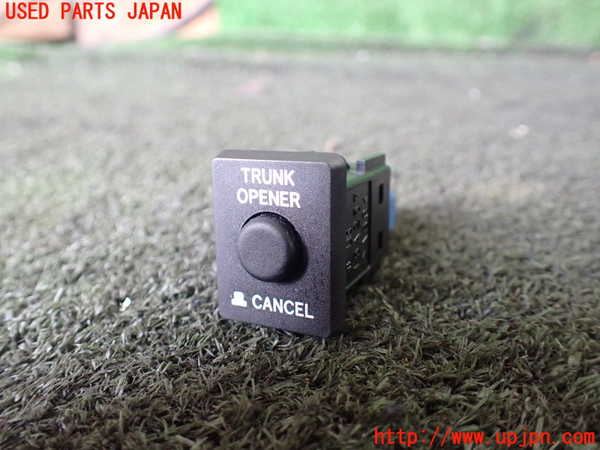 1UPJ-18836311]レクサス・LS600h(UVF45)スイッチ6 (トランクオープナー) 中古_m0001.jpg